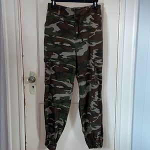 Camo cargo joggers